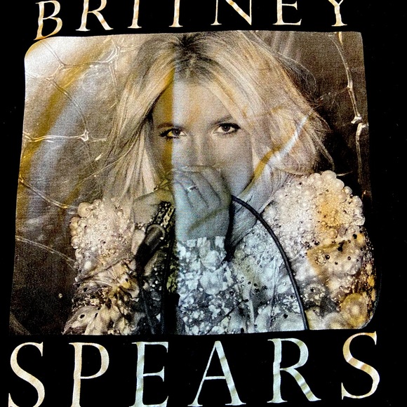 Britney Spears Tee XL New - Picture 1 of 5